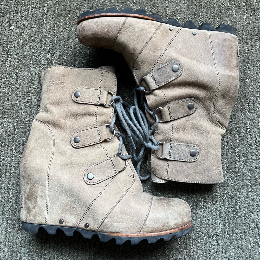 Sorel Joan of Arctic Wedge Lace-Up Boot